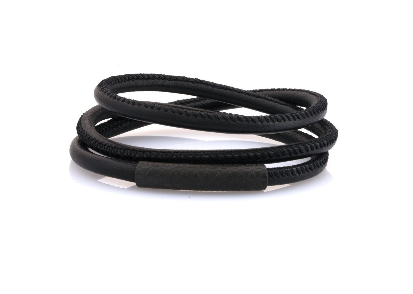 bracelet-woman-minerva-Neptn-FOL-SCHWARZ-4-schwarz-triple-nappa-leather.jpg